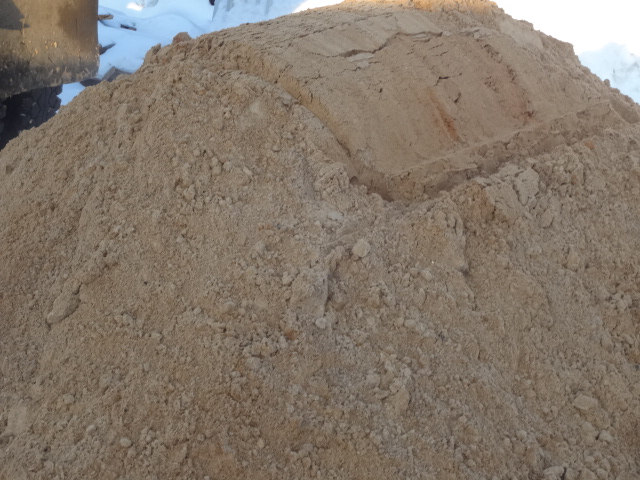 Песок для стройки с доставкой-тел.8-963-765-83-32